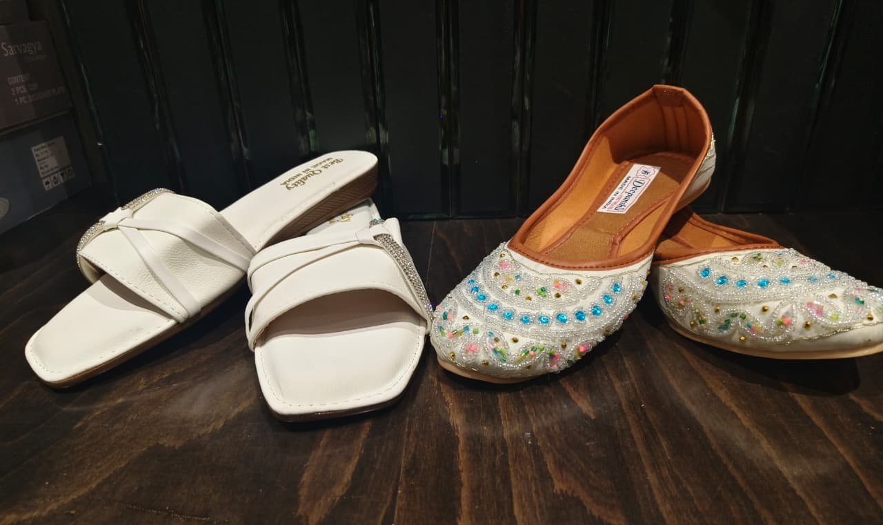 Women's sandals Buy 1 get 1 + bhagyalaxmii coupon