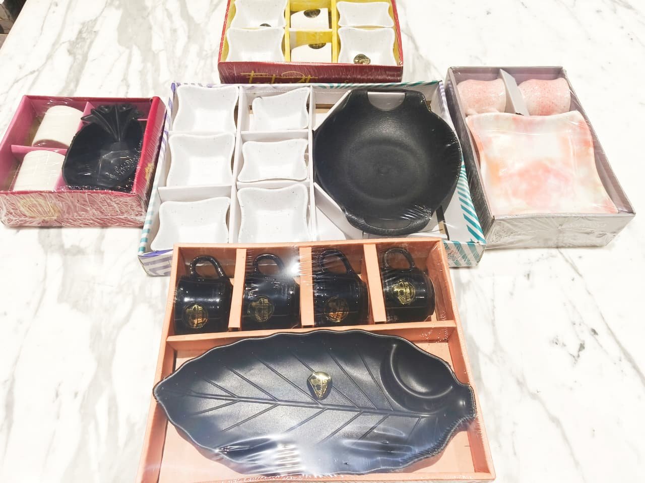 5 Ceramic crockery set + bhagyalaxmii coupon
